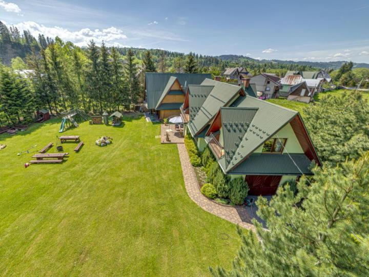 Hacjenda - Apartamenty I Pokoje Goscinne Czarna Gora Exterior photo
