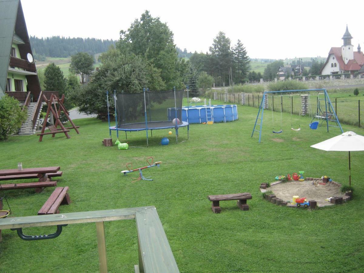 Hacjenda - Apartamenty I Pokoje Goscinne Czarna Gora Exterior photo